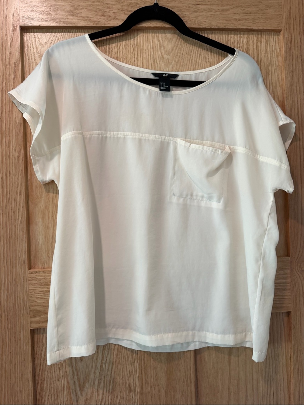 H&M White Short Sleeve Pocket Blouse